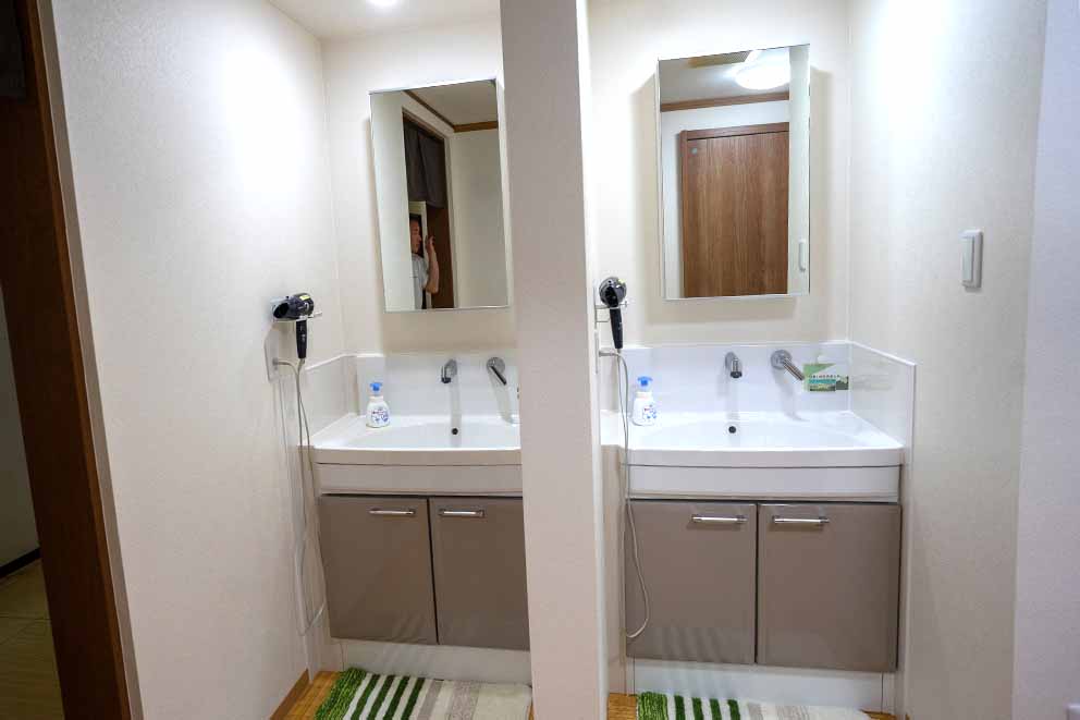 Sinks